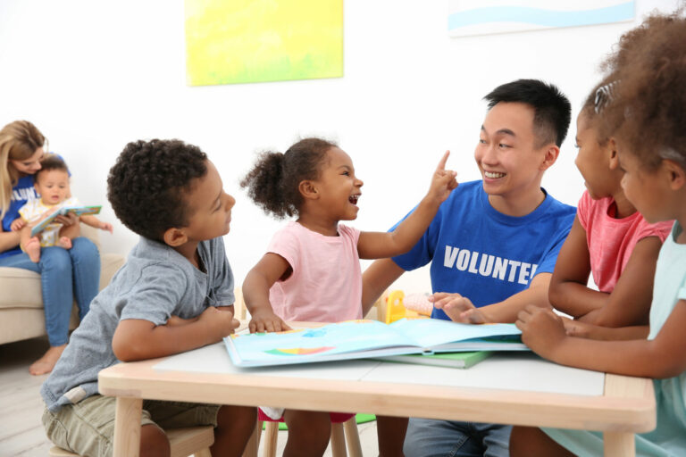 Why You Should Consider Volunteering for a Foster Care Organization