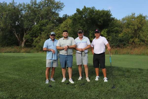 Builder Bees on Course Builder Bees on Course